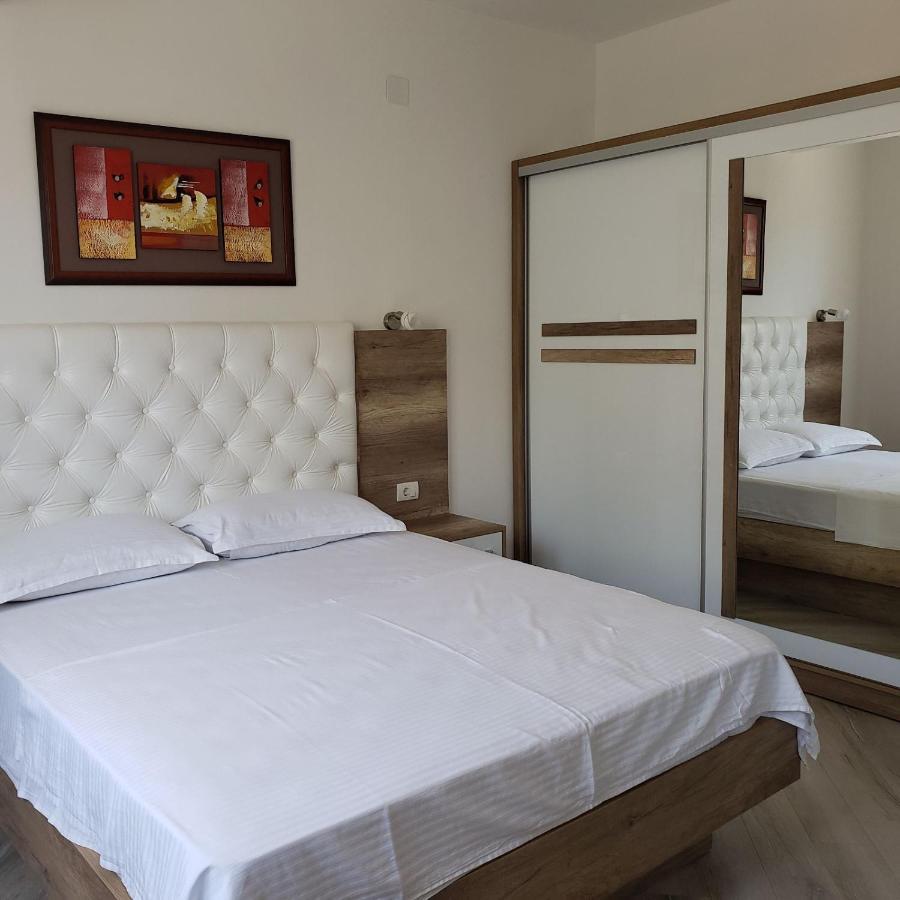 Green Hill Apartments อุลซิน ภายนอก รูปภาพ