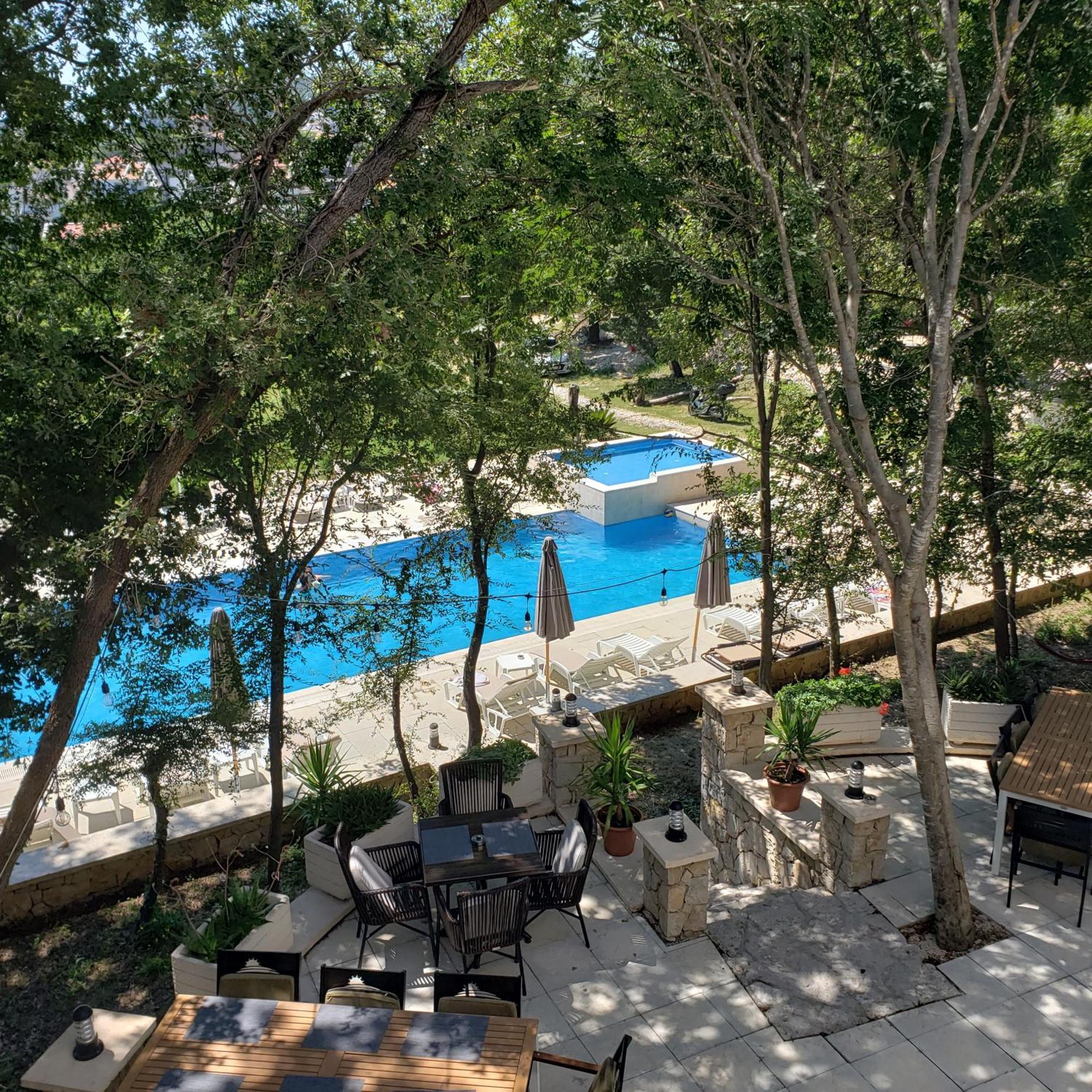 Green Hill Apartments อุลซิน ภายนอก รูปภาพ