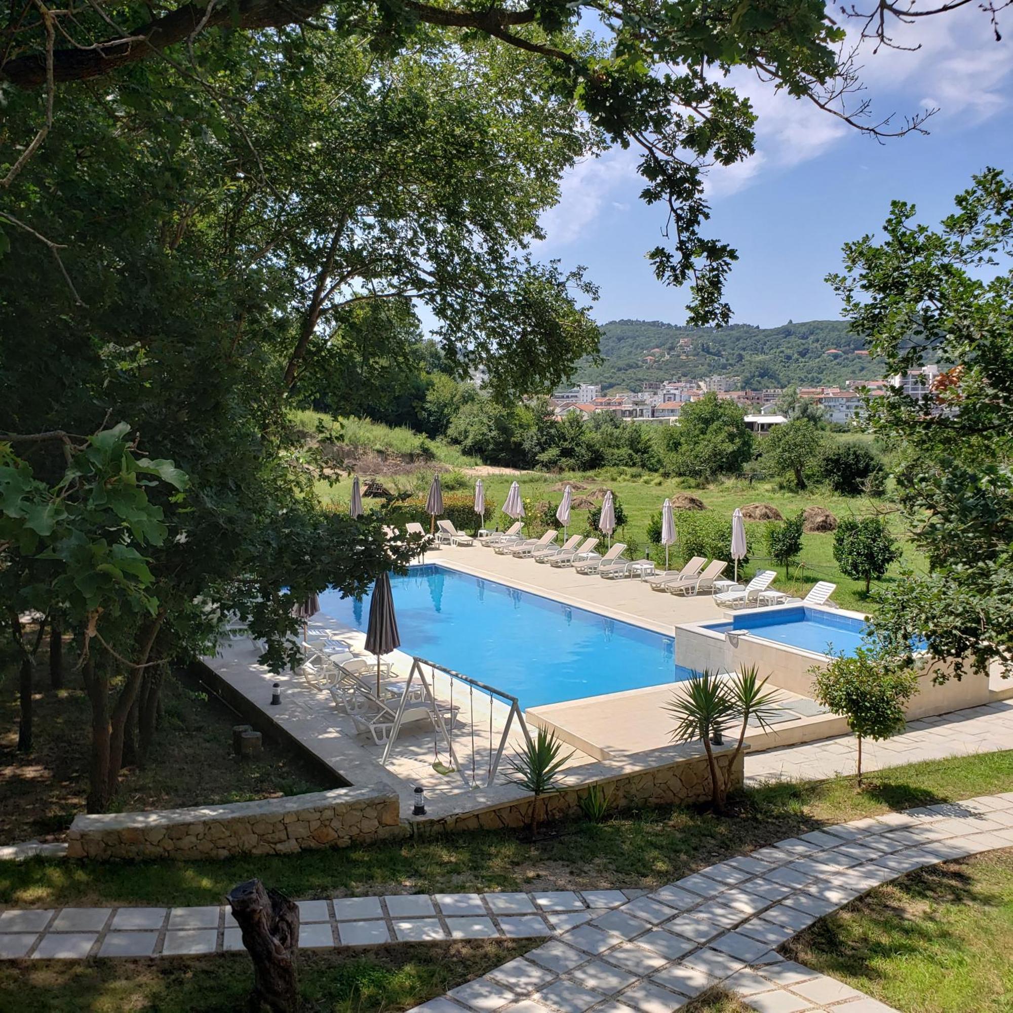 Green Hill Apartments อุลซิน ภายนอก รูปภาพ
