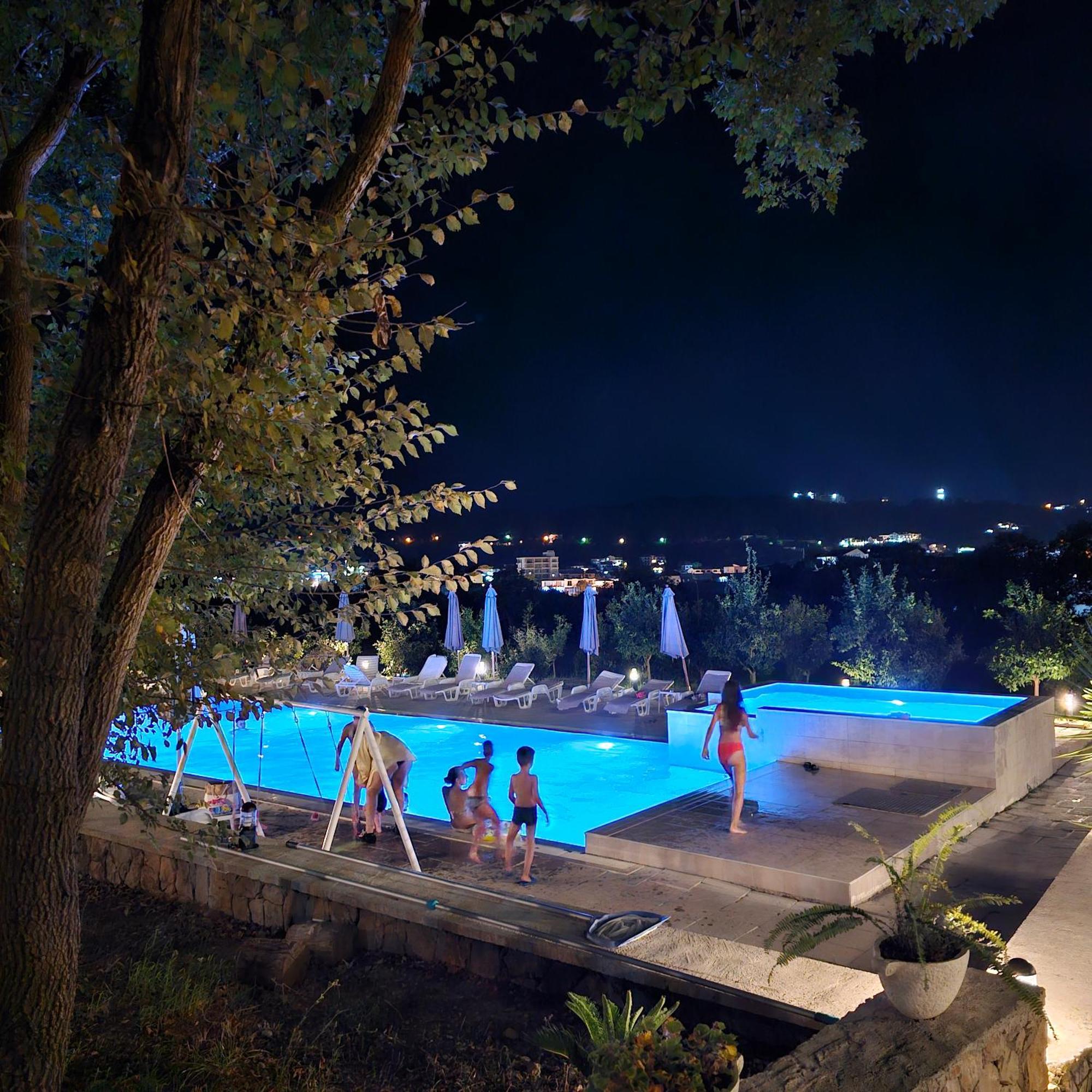 Green Hill Apartments อุลซิน ภายนอก รูปภาพ
