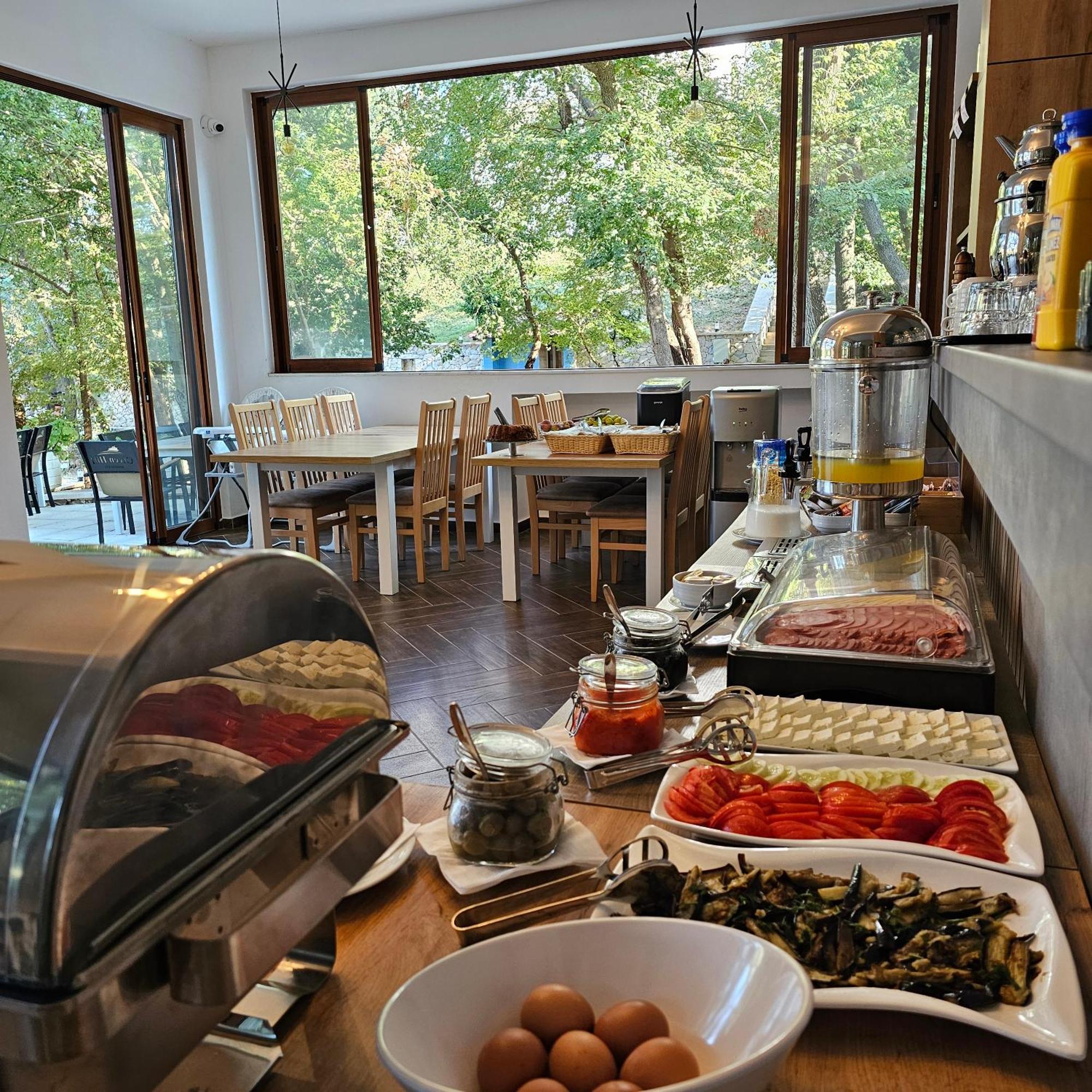 Green Hill Apartments อุลซิน ภายนอก รูปภาพ