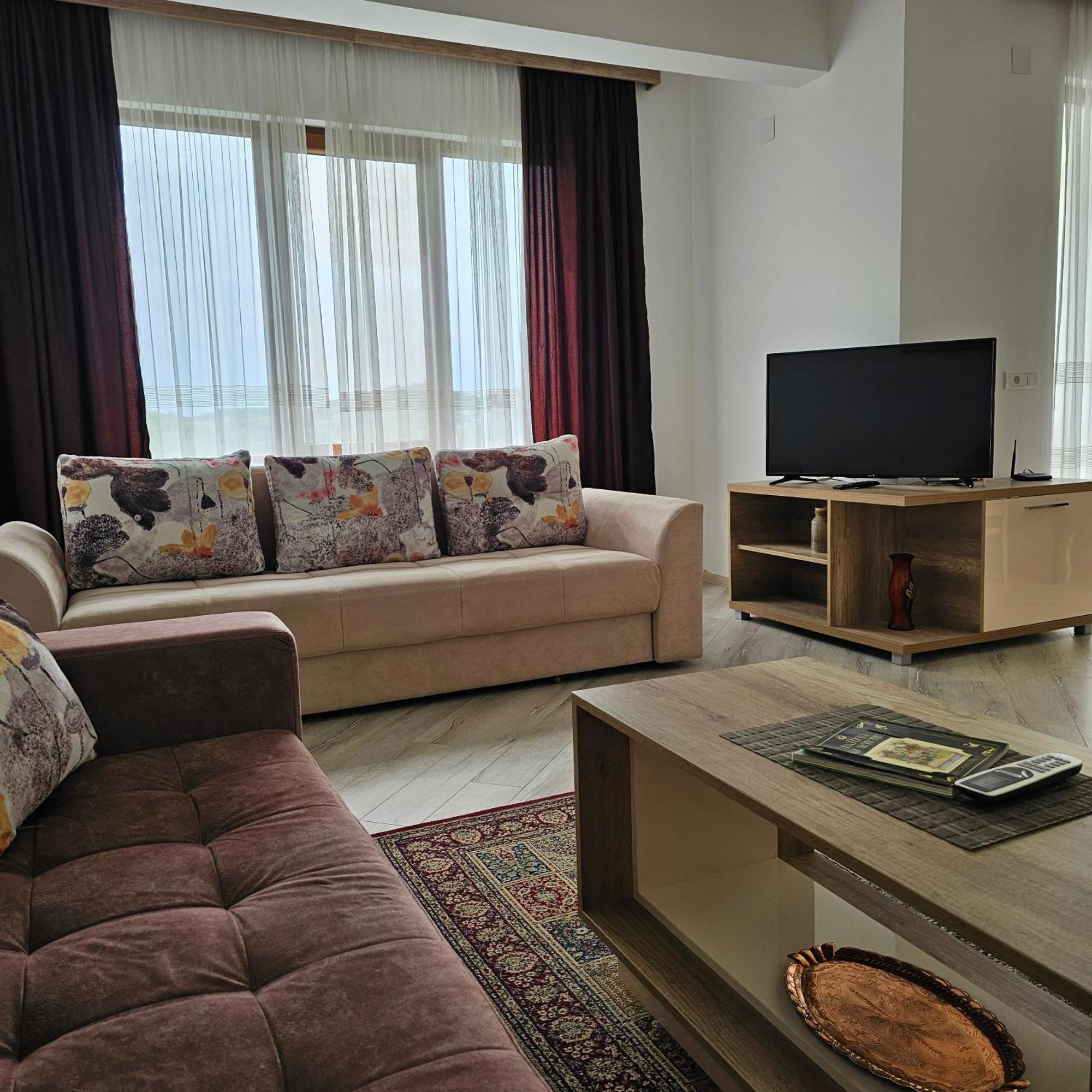 Green Hill Apartments อุลซิน ห้อง รูปภาพ